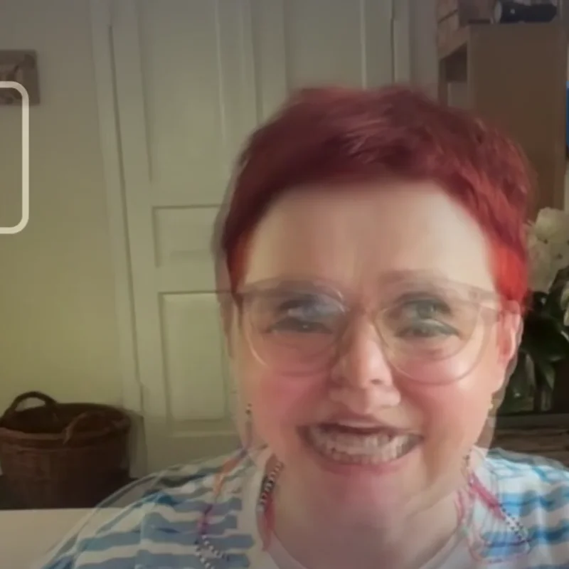 Oksana T. in her recorded testimonial