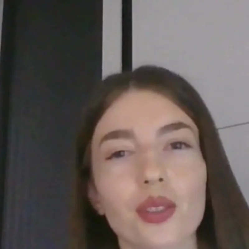 Viktoriia Z. in her recorded testimonial
